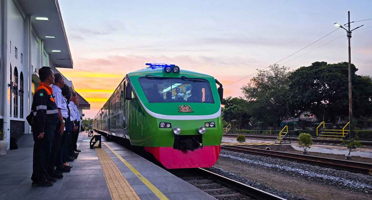 Direksi dan Komisaris KAI Tinjau Daop 7 Madiun, Fokus Tingkatkan Keselamatan dan Layanan