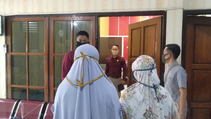 Diduga Diselewengkan Oknum Perangkat Desa, Warga Penerima BPNT di Tuban Lapor Polisi