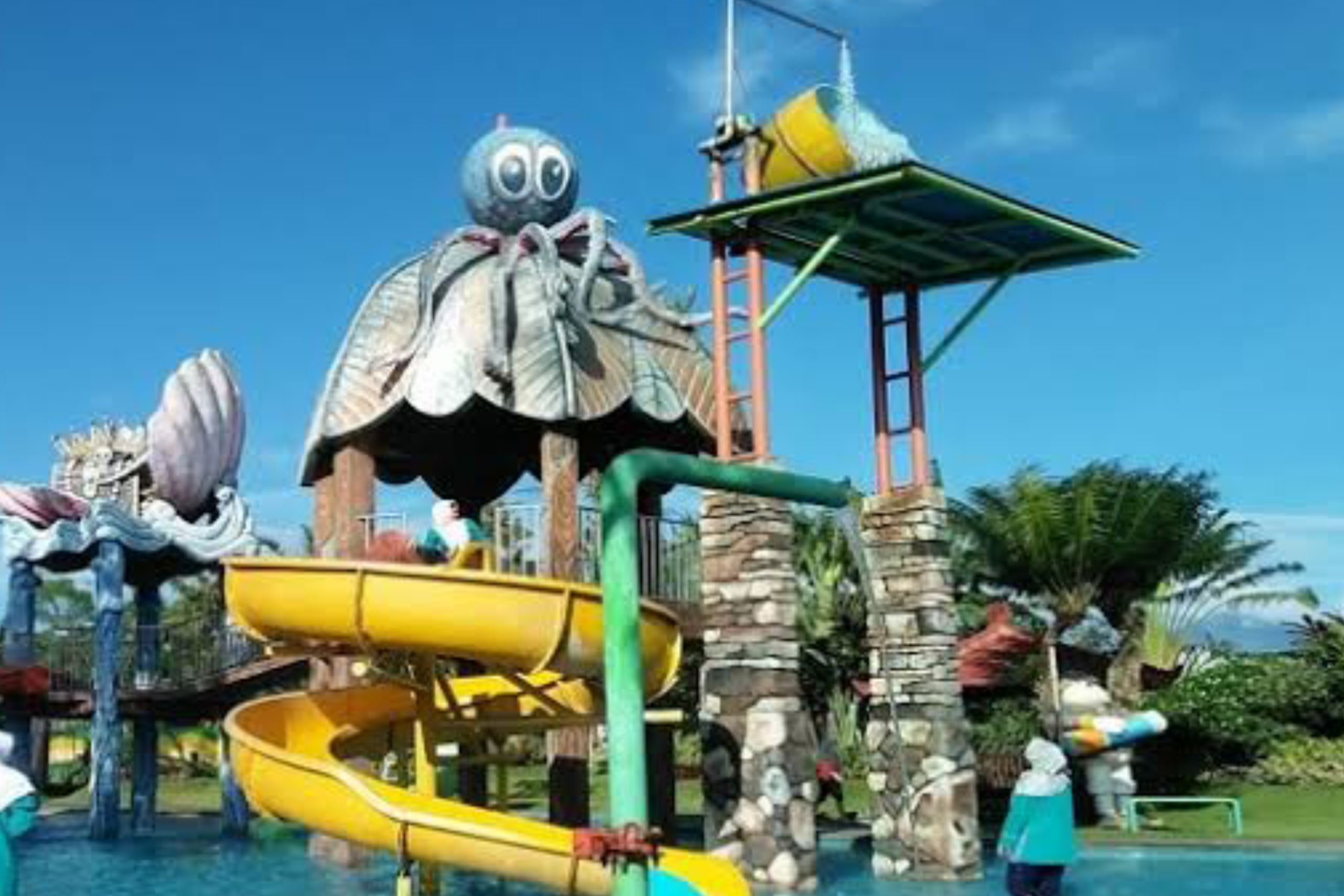 Tiket dan Wahana Water Park Tirtasani Bulan Ini 