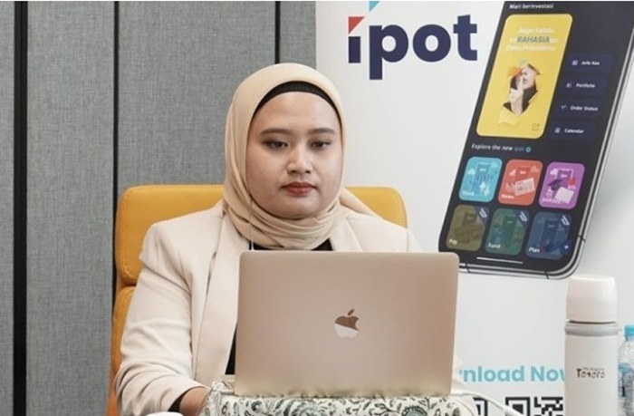 Head of Marketing PT Indo Premier Sekuritas Paramita Sari.