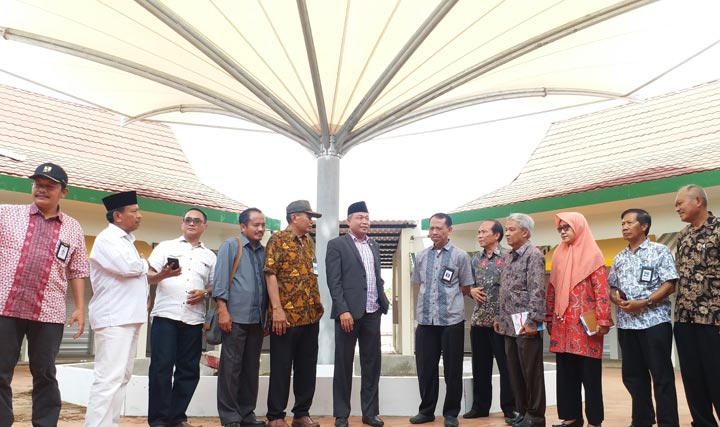 Syafiuddin, Anggota Komisi V DPR RI Sidak Rest Area Tanean Suramadu di KKJSM