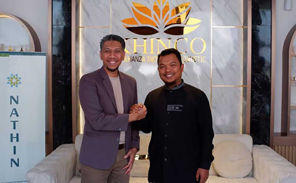 Acara "Tour Eksklusif Pabrik Maklon Herbal & Beauty serta Seminar Brand Owner" membuka peluang baru bagi para peserta dalam dunia bisnis.