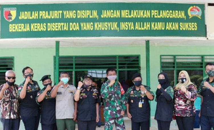 Kodim 0827/Sumenep intensifkan kegiatan silaturahmi dengan komponen masyarakat di wilayah setempat. (foto: ist)