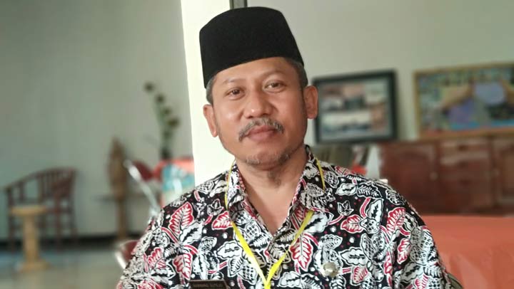 Bambang Sutejo, Sekretaris KPU Pacitan. foto: YUNIARDI S/ BANGSAONLINE
