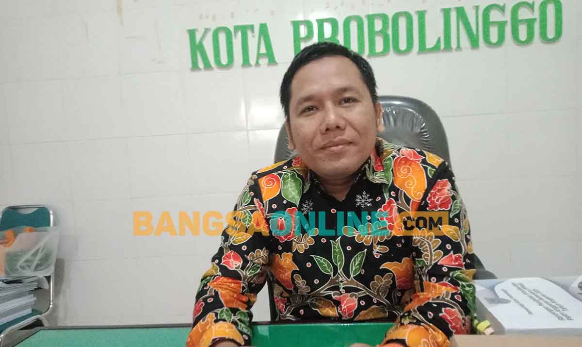 Sekretaris DPD PKS Kota Probolinggo, Tri Atmojo Adip Susilo. Foto: SUGIANTO/BANGSAONLINE