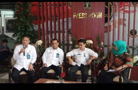 Kemenkumham langsung memberi keterangan pers seputar adanya temuan sel mewah di Lapas Cipinang.