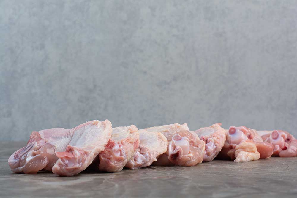 Harga Sembako di Surabaya Merosot, Daging Ayam Kampung Turun hingga Rp6.500