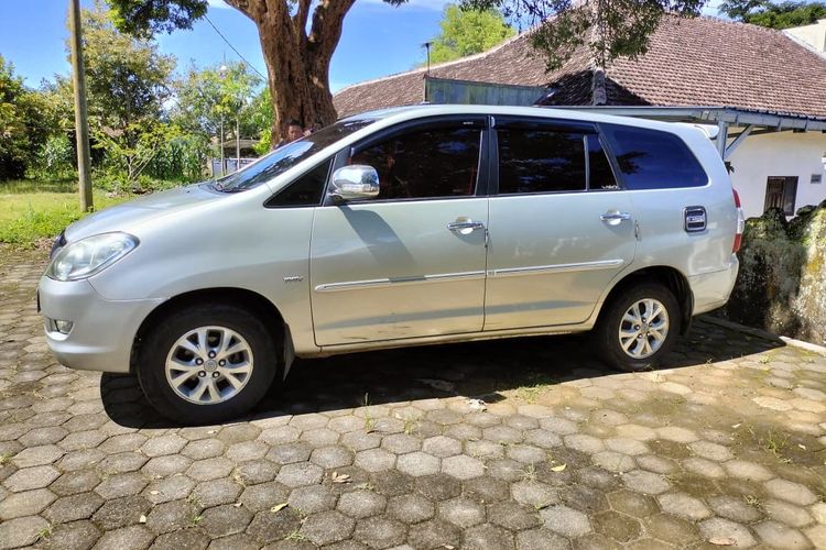 Barang bukti mobil yang turut diamankan