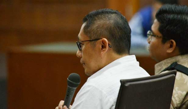 Anas Urbaningrum menjadi saksi sidang TPPU dengan terdakwa M Nazaruddin, Rabu (23/3). foto: merdeka.com