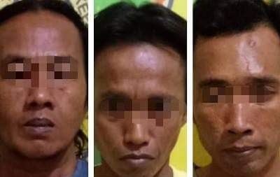 Tiga tersangka yang di gelandang di Polres Banyuwangi.