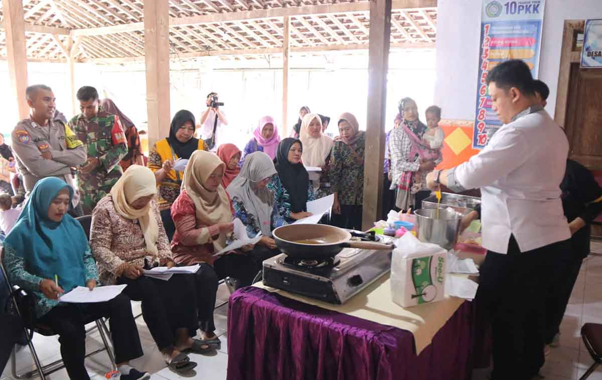 Satgas TMMD 122 Gandeng Pemkab Kediri Gelar Workshop Olahan Makanan Sehat