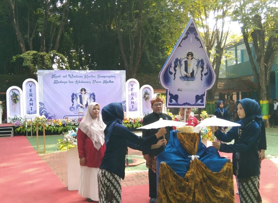 Acara Verani 25 yang berlangsung di lapangan SMKN 1 Tuban