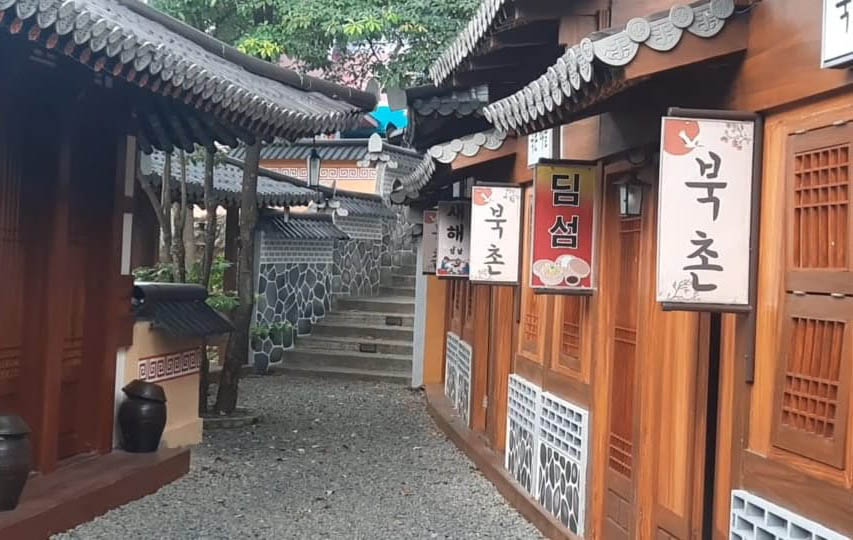 Wisata Kampung Korea yang berlokasi di Kota Tasikmalaya.