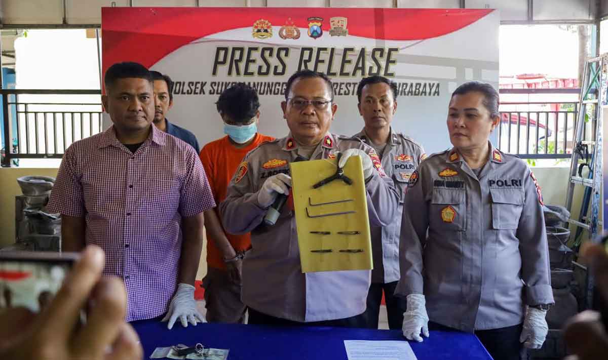 Pelaku curanmor di Surabaya.