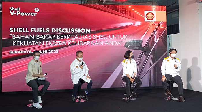 Diskusi soal bahan bakar yang diselenggarakan Shell.