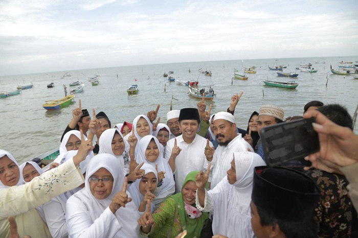Kunjungi Sampang, Emil Dardak Ingin Wujudkan Jalan Sepanjang Pesisir Selatan Madura