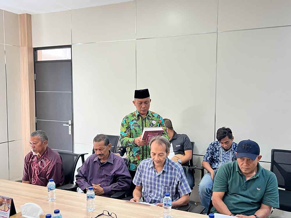 Kegiatan pengambilan sumpah sertifikat yang hilang di Kantah Pasuruan. (Ist)