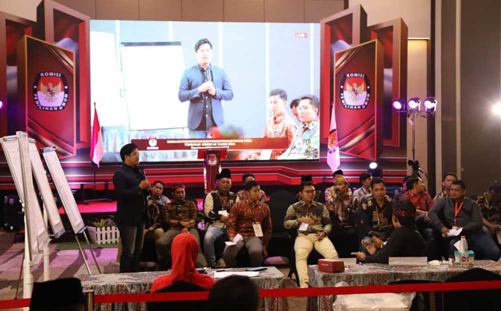 Simulasi pemungutan suara dan penghitungan suara yang digelar KPU Pamekasan.
