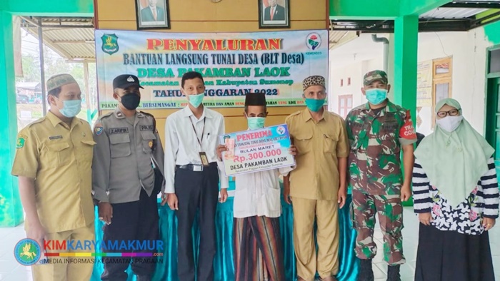 Sebanyak 98 KPM Desa Pakamban Laok terima BLT-DD.