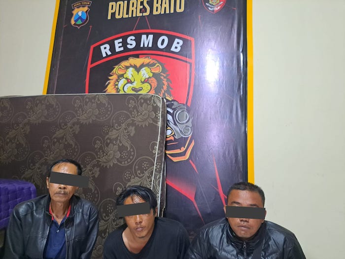 Tiga pelaku diamanka di Mapolres Batu