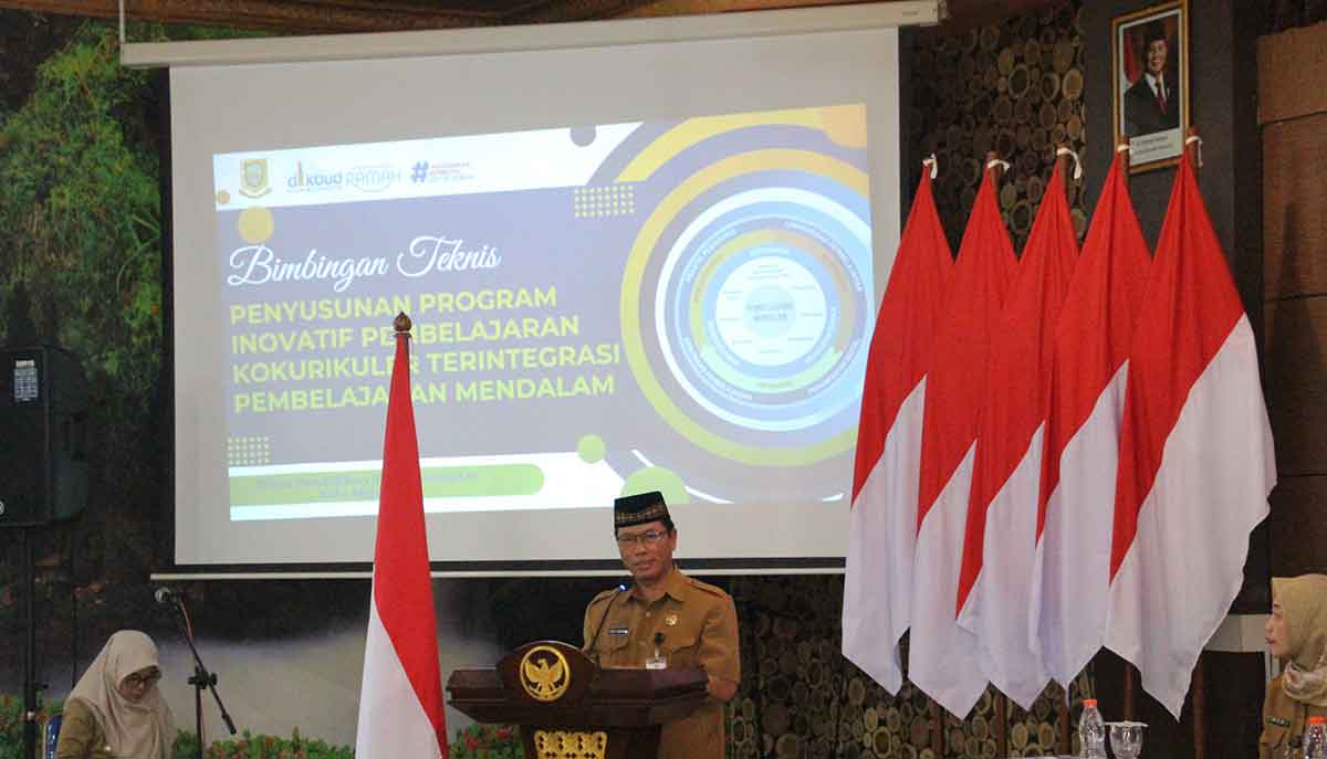 Kepala Disdikbud Kota Mojokerto, Ruby Hartoyo, saat memberi sambutan.