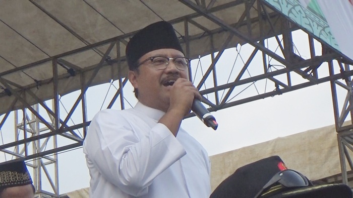 Gus Ipul Bersama Ribuan Santri Deklarasikan Anti Terorisme dan Radikalisme