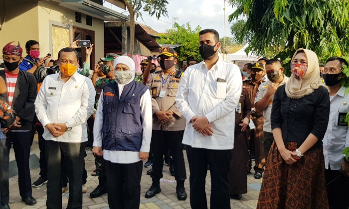 Gubernur Khofifah saat mengunjungi Kampung Tangguh Mayangan, Kota Probolinggo.