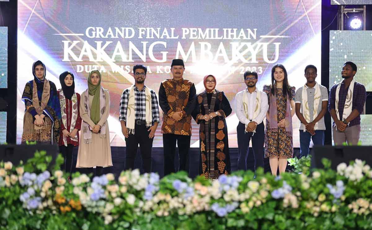 Wali Kota Madiun, Maidi, saat menghadiri Grand Final Kakang Mbakyu 2023. Foto: Dok Diskominfo Kota Madiun