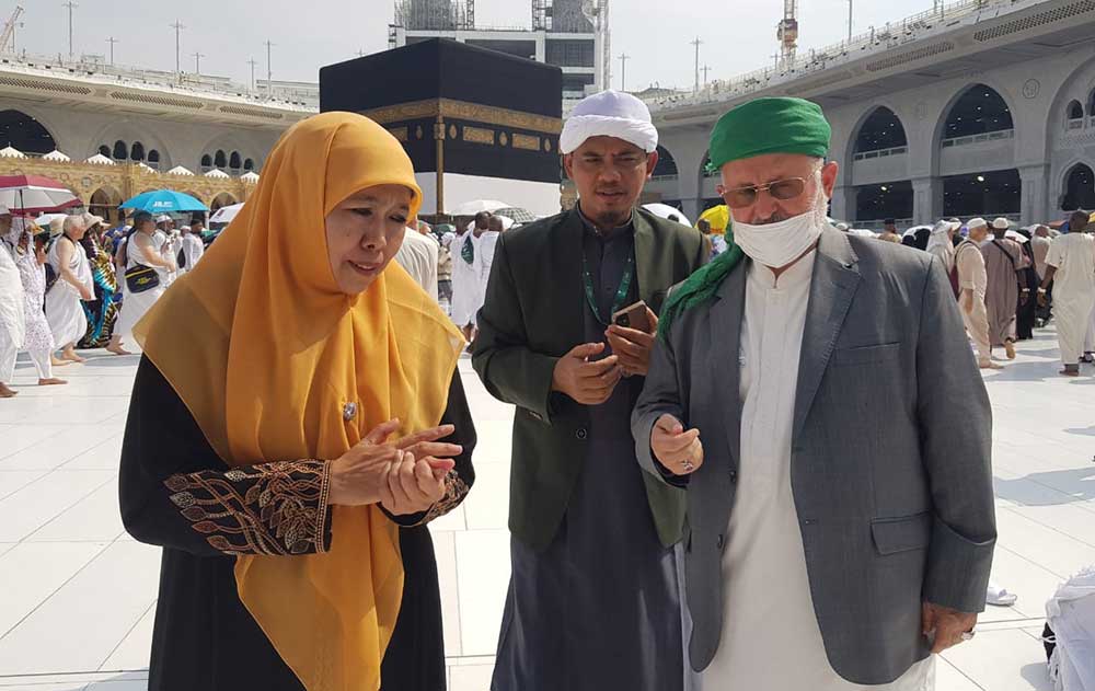 Ketua Umum PP Muslimat NU Khofifah Indar Parawansa memohon do