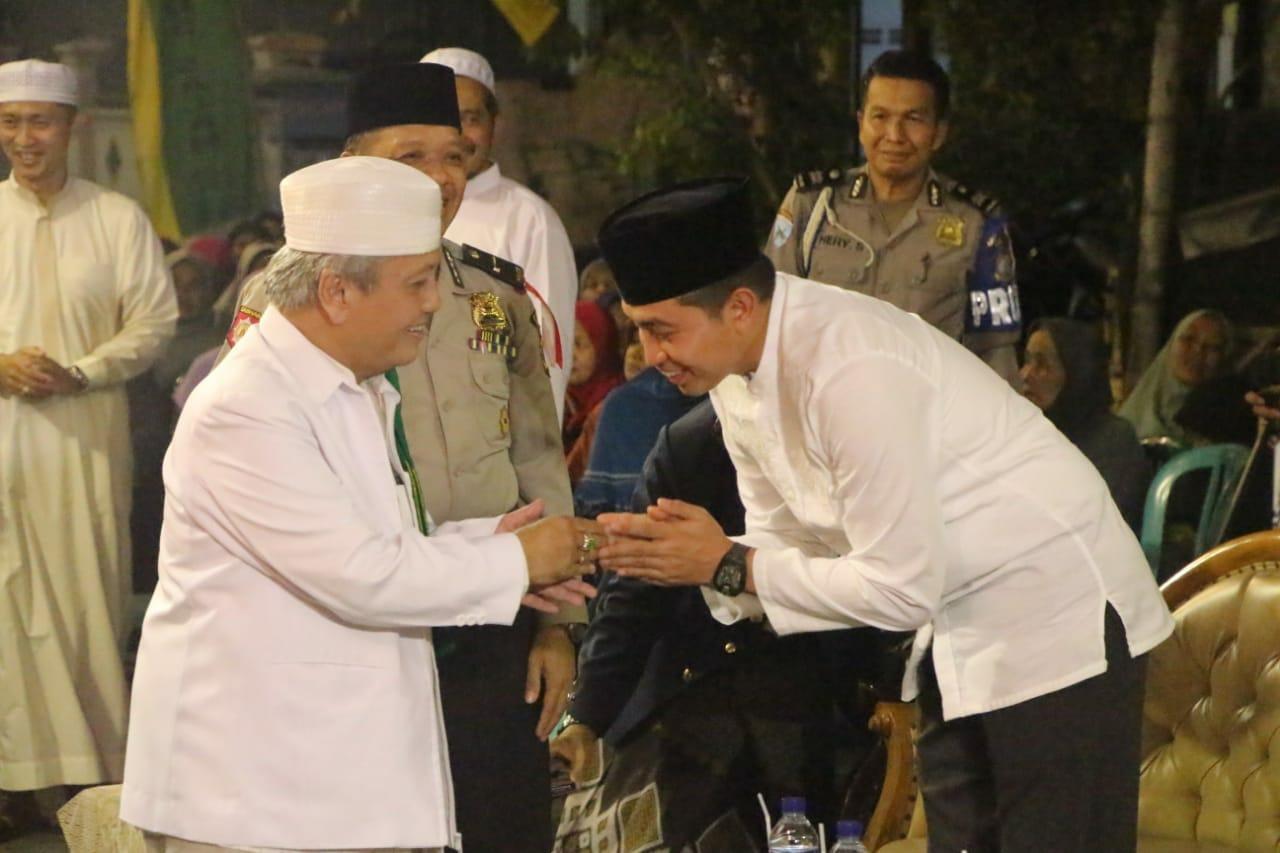 Kapolres Gresik AKBP Wahyu Sri Bintoro saat menghadiri peringatan Nuzulul Qur