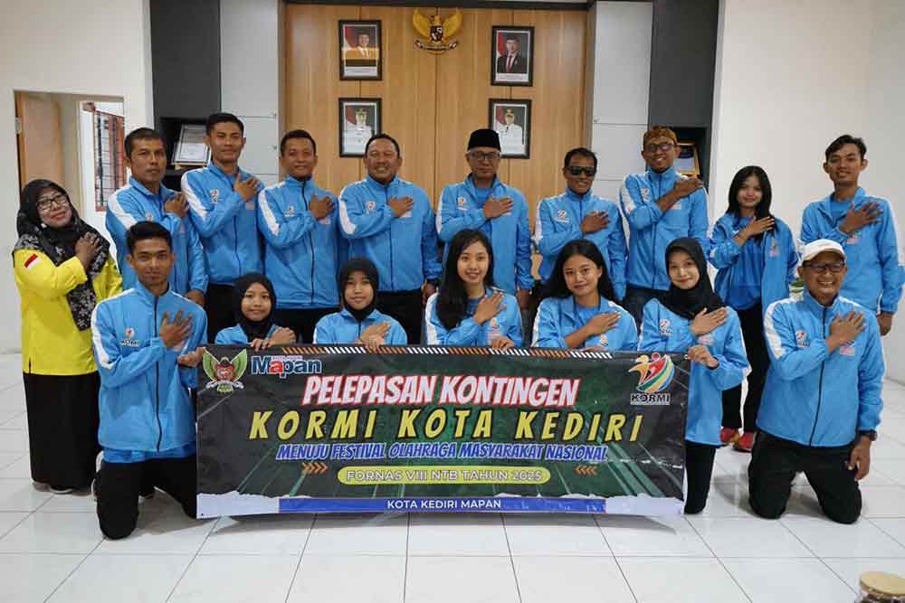 Siap Berlaga di Fornas VIII 2025 NTB, Gus Qowim Lepas Kontingen Kormi Kota Kediri