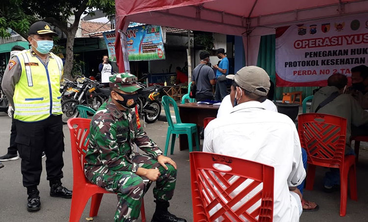 Operasi Yustisi di Kota Kediri, Tim Gabungan TNI-Polri dan Satpol PP Jaring 155 Orang