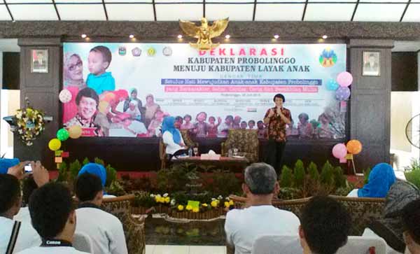 Kak Seto saat memberikan sambutan. (andi/BANGSAONLINE)