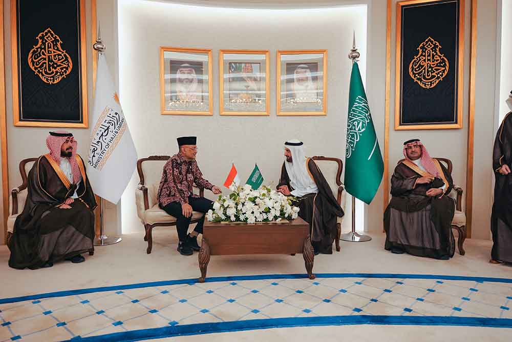 Menteri Haji dan Umrah RI, Mochamad Irfan Yusuf, dalam forum Saudi–Indonesian Umrah Co.Exchange di Makkah (16/2/2026). Foto: Dok. Kemenhaj.