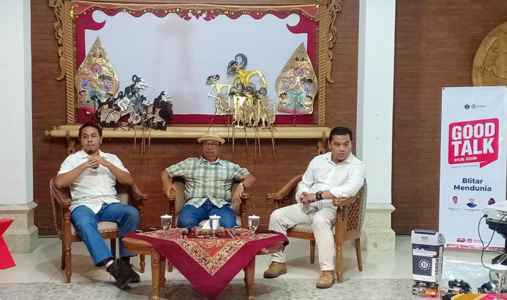 Talkshow bertajuk Blitar Mendunia yang digelar Diskominfo Kabupaten Blitar bekerja sama dengan GNFI.