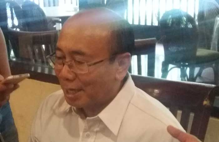 Direktur Utama RSU dr. Soetomo, dr.  Harsono.