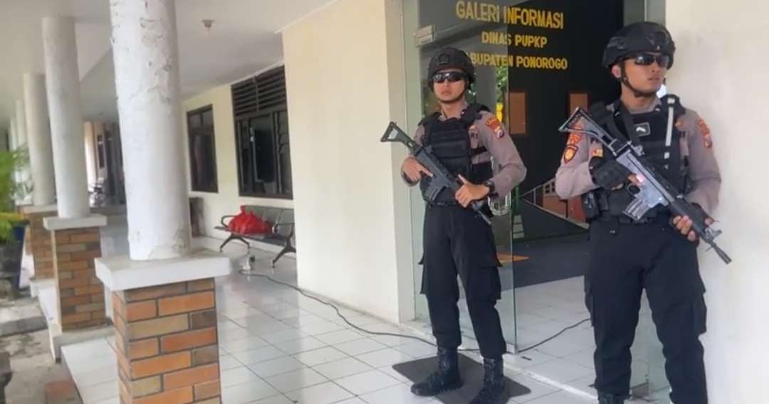 Usai OTT Bupati, KPK Geledah Kantor DPUPKP hingga Rumdin Sekda Ponorogo