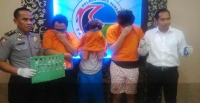 Jaringan sabu residivis yang berhasil ditangkap. (Rusmiyanto/BANGSAONLINE)