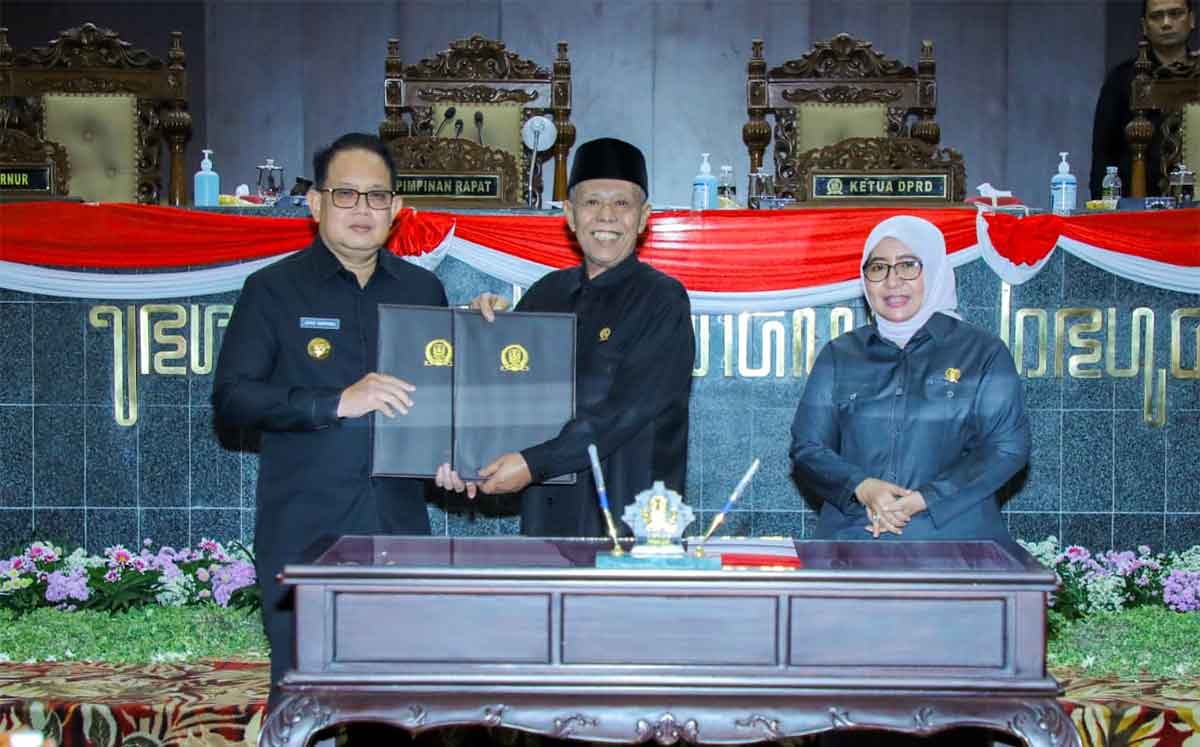 Raperda Pertanggungjawaban Pelaksanaan APBD Jatim 2023 Disetujui, Adhy Karyono Bilang Begini