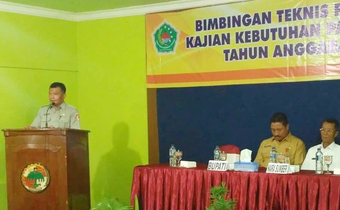 Plh Bupati Pamekasan Buka Bimtek Kajian Kebutuhan Pasca Bencana