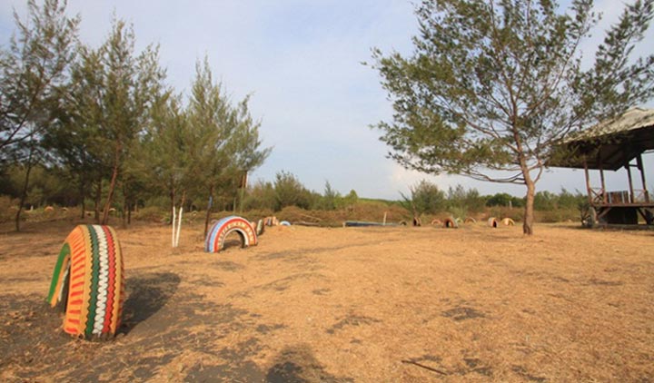 Pantai Permata, rencana lokasi camping para pejabat Pemkot Probolinggo.