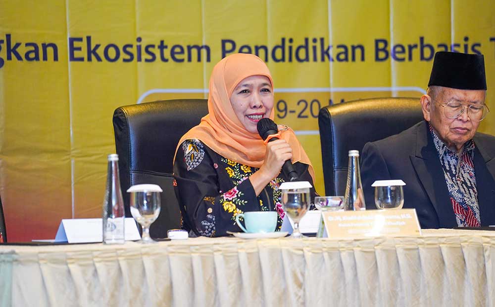 Ketua Pembina Yayasan Khadijah, Khofifah Indar Parawansa.