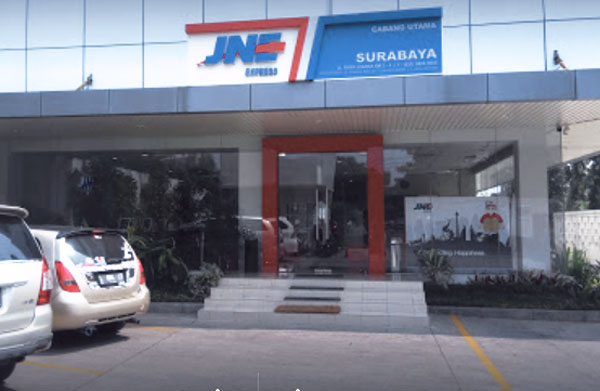 Kantor Cabang JNE Surabaya.