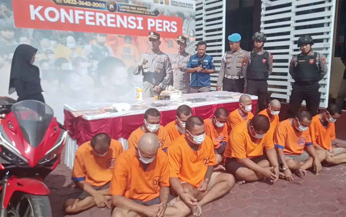 Konferensi pers terkait kasus narkoba yang berlangsung di Mapolres Probolinggo Kota.