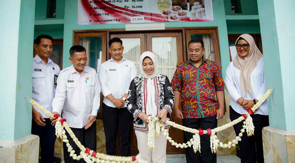 Peresmian KKMP Gedongan yang dilakukan Wali Kota Mojokerto.
