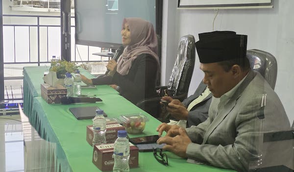 Bersama LPPD Jatim, Lia Isthifama Diskusi Pergub Pesantren Inisiasi Era Khofifah