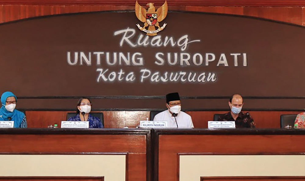 Monitoring terpadu Program Kerja Sama RI-UNICEF 2021-2025 di Gedung Untung Suropati Kota Pasuruan.