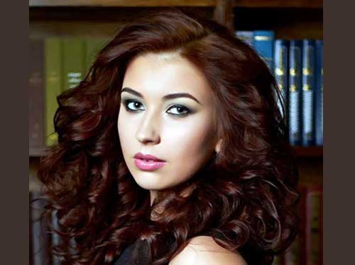 Anna Rudenok, cantik sih... suaminya yang keplek... foto: mirror.co.uk