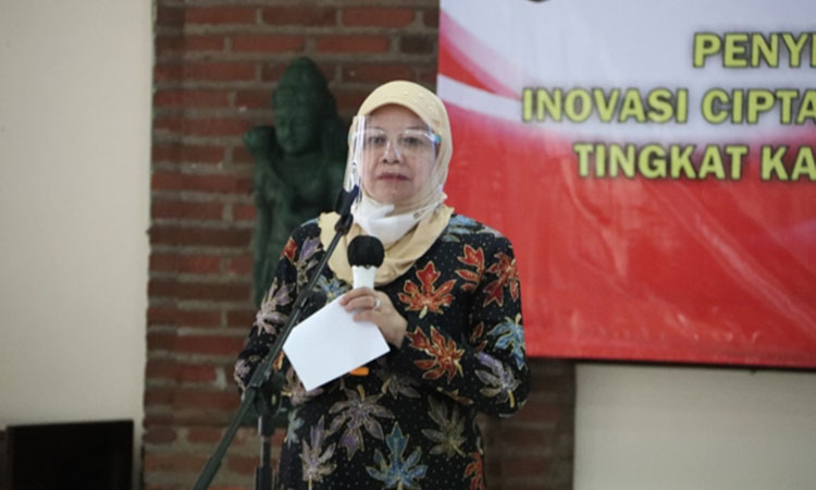 Bupati Kediri dr. Hj. Haryanti Sutrisno. (foto: kominfo)