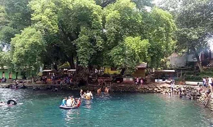 Wisata Banyubiru di Pasuruan.